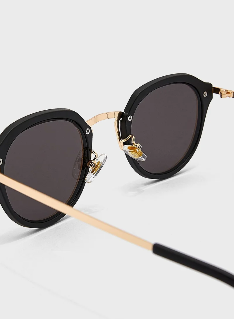 ELLA Round Lens External Frame Sunglasses