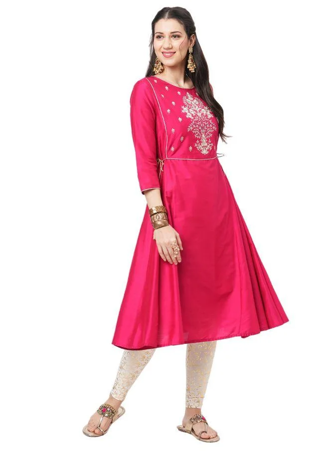 #بي Embroidered Yoke Kurta