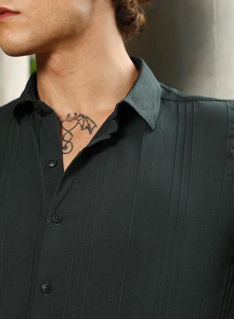 Campus Sutra Campus Sutra Men's Sacramento Green Multitrack-Tactile Shirt For Casual Wear | Spread Collar | Long Cuffed Sleeves | Button Closure | Shirt Crafted With Comfort Fit For Everyday Wear