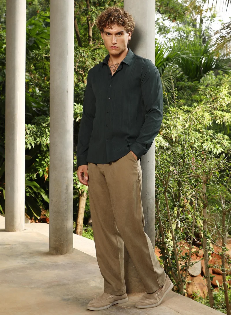 Campus Sutra Campus Sutra Men's Sacramento Green Multitrack-Tactile Shirt For Casual Wear | Spread Collar | Long Cuffed Sleeves | Button Closure | Shirt Crafted With Comfort Fit For Everyday Wear