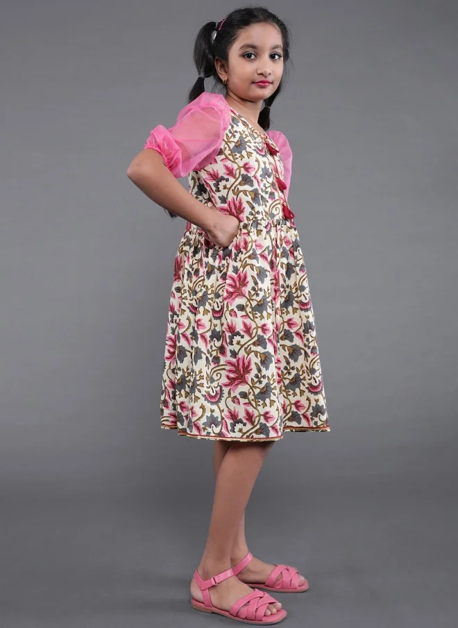 أيه كيه إس فستان بناتي بتصميم - وطبعة زهور