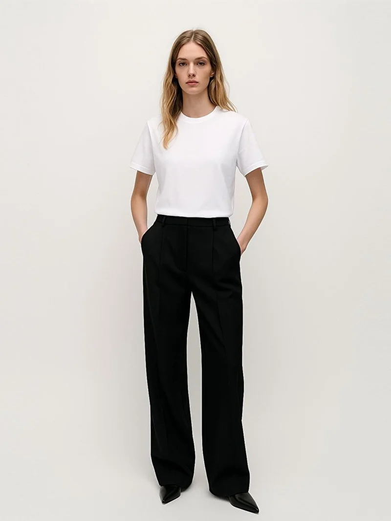 Short Sleeve Crew Neck Basic White T-Shirt