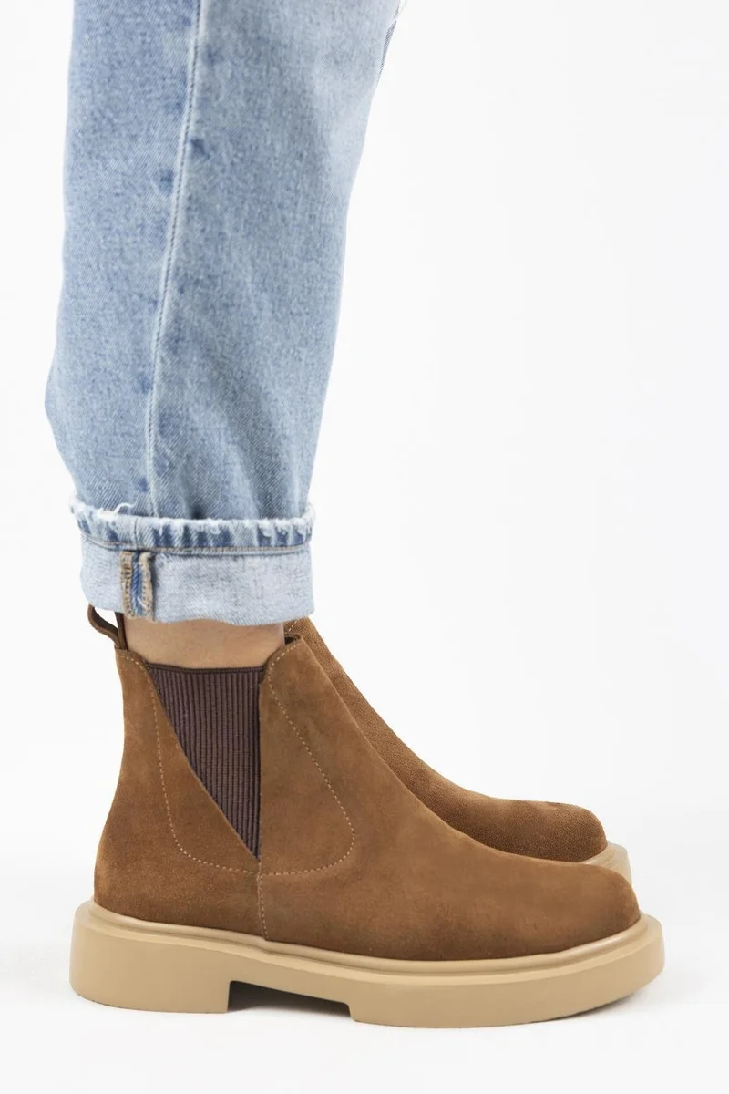 مانجيرو أحذية مانيجيرو أنابيل النسائية من الجلد الطبيعي، ذات رباط مطاطي، لون بني فاتح