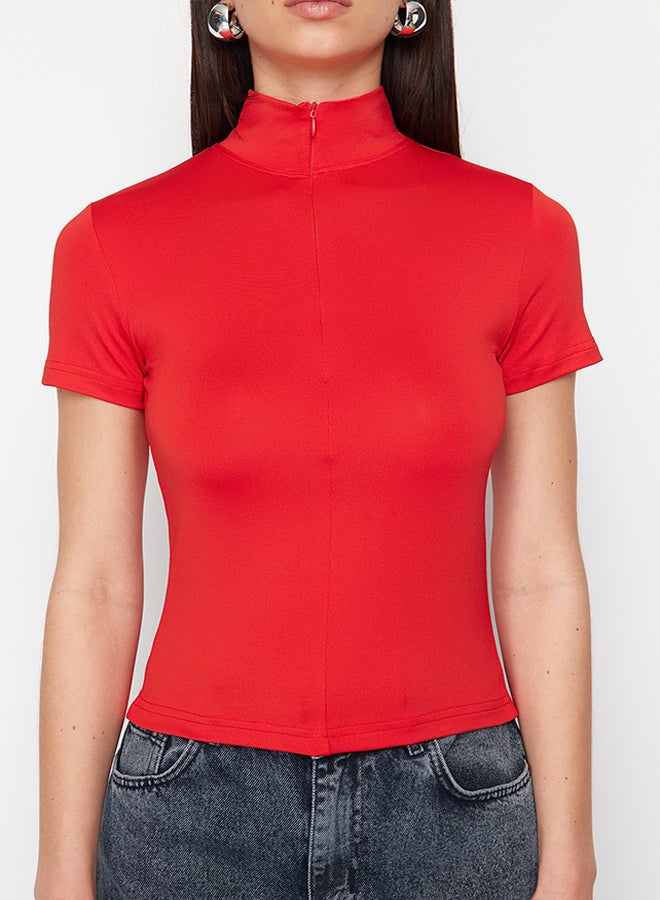 trendyol Red Fitted/Body-Sitting Zip Collar Short Sleeve Stretch Knitted Blouse TWOSS24BZ00489  - Image 4