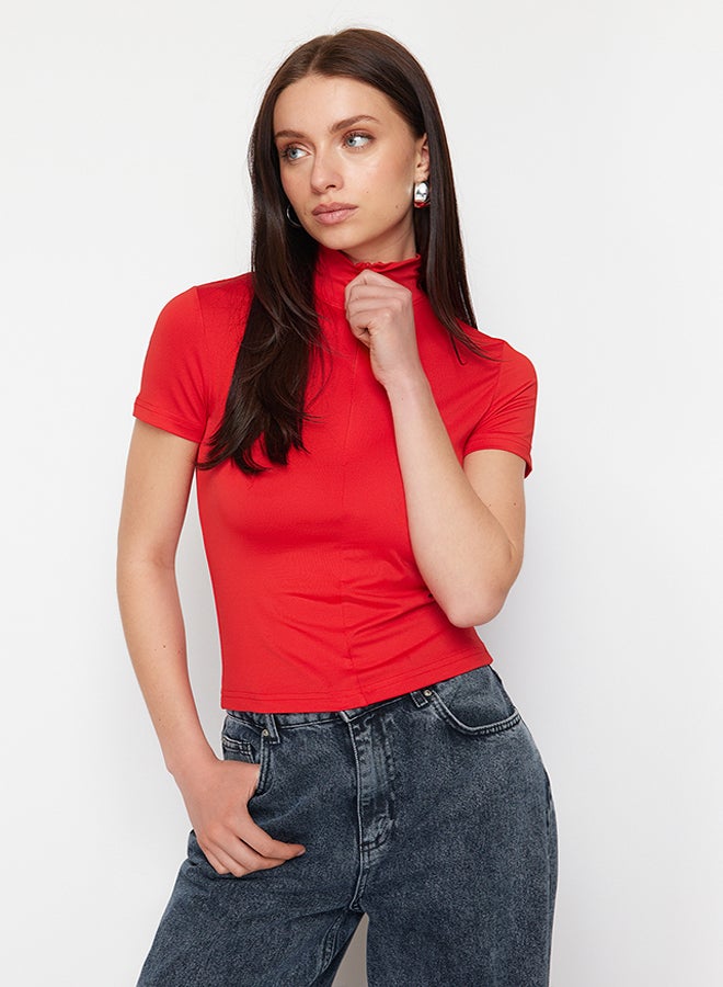 trendyol Red Fitted/Body-Sitting Zip Collar Short Sleeve Stretch Knitted Blouse TWOSS24BZ00489  - Image 2