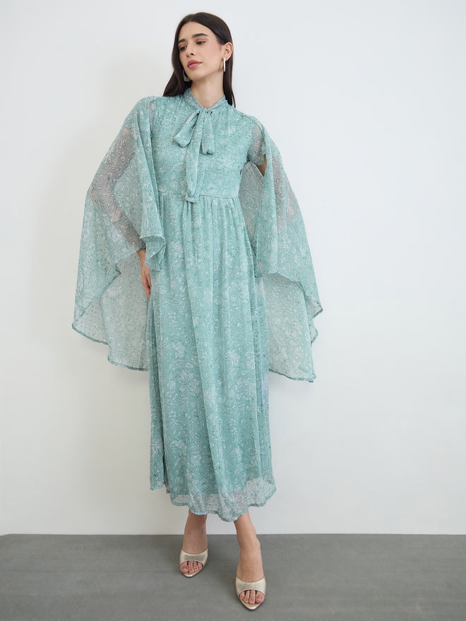 Styli Green Floral Print Dobby Cape Maxi Dress - Image 2