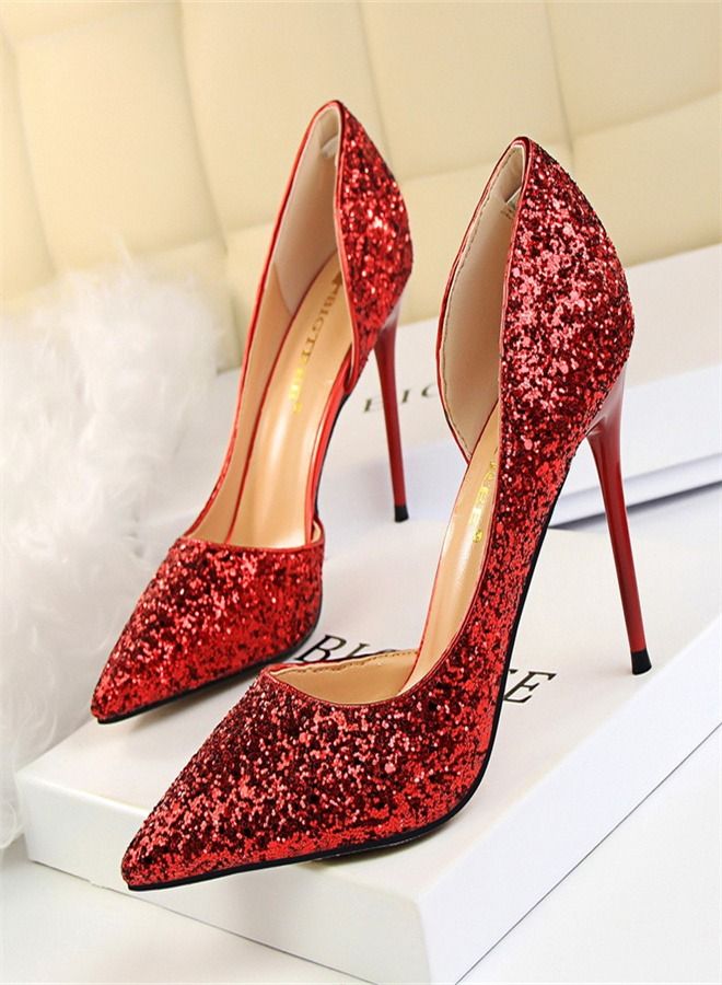 BIGTREE Fashion Pointed High Heels 9.5CM Red 