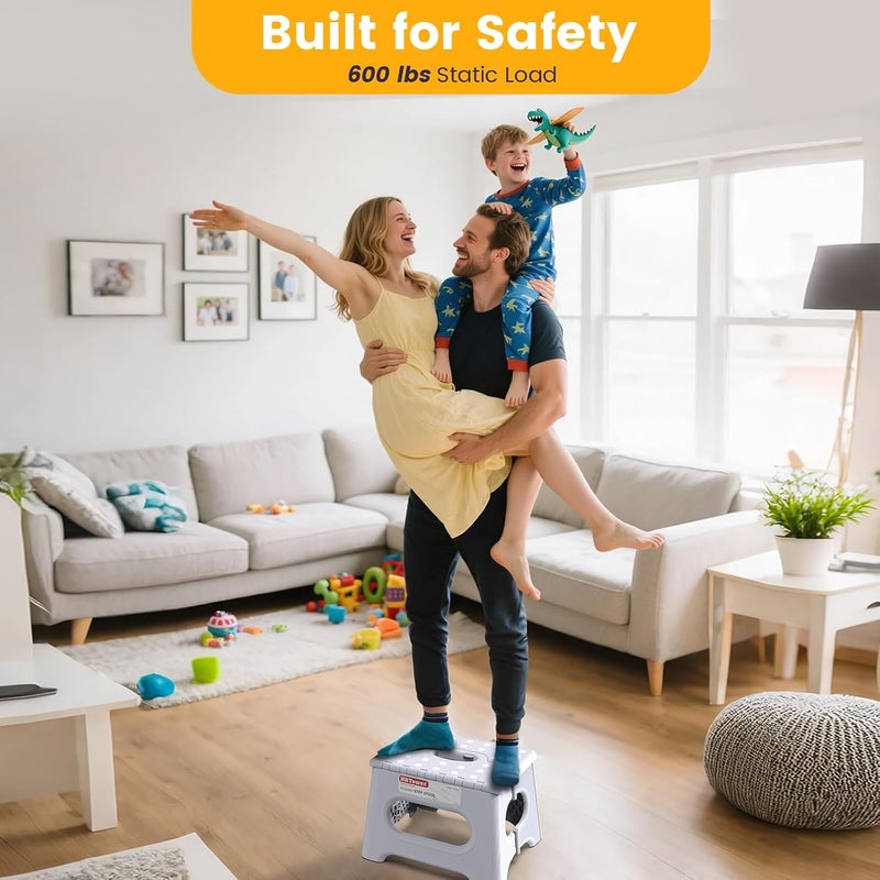 HBTower سلم قابل للطي 9 بوصة - يحمل 600 رطل، سطح غير قابل للانزلاق ومقبض حمل - سلم قوي للأطفال والأطفال الصغار والبالغين - سلم قدم قابل للطي مضغوط للمطبخ والحمام وغرفة النوم (أبيض) - Image 2