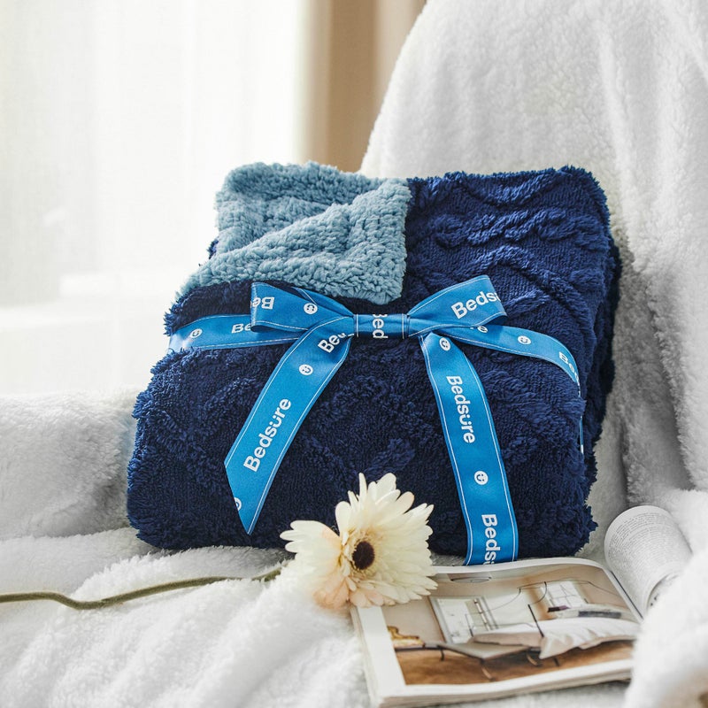 Bedsure Gentlesoft Sherpa Fleece Blanket Twin Size for Bed - Fluffy & Cozy Cable Jacquard Tufted for Women Gift, Thick and Warm Christmas Blanket for Winter, Navy, 60x80 Inches - Image 5