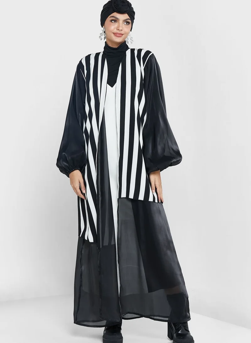 Khizana Puff Sleeve Abaya With Sheila
