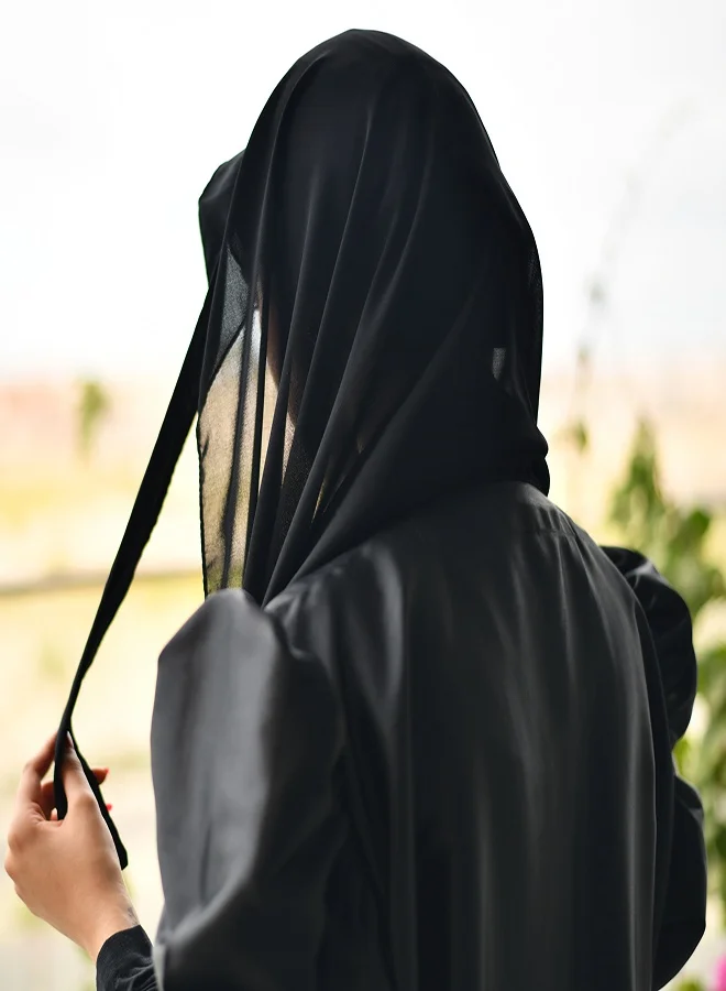 عبايات حوراء طرحة سوداء بربطة مخفية