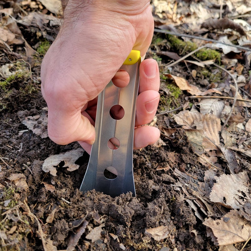 BoglerCo Ultralight Backpacking Trowel, 0.48 oz (13.5g) Yellow - Image 4