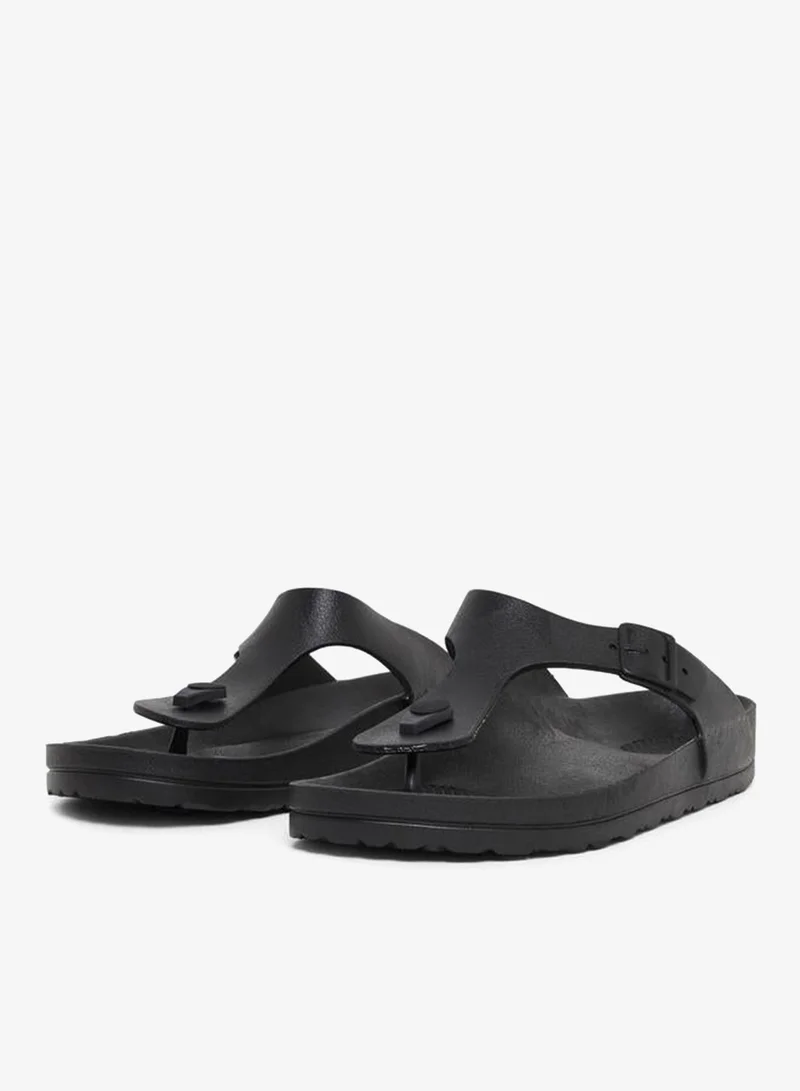Styli Styli Men Toe-Grip Sandals with Buckle Detail
