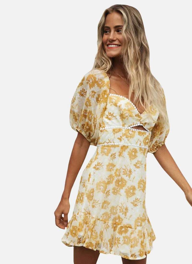 يونيكي White Sweetheart Neck Floral Print A-Line Dress