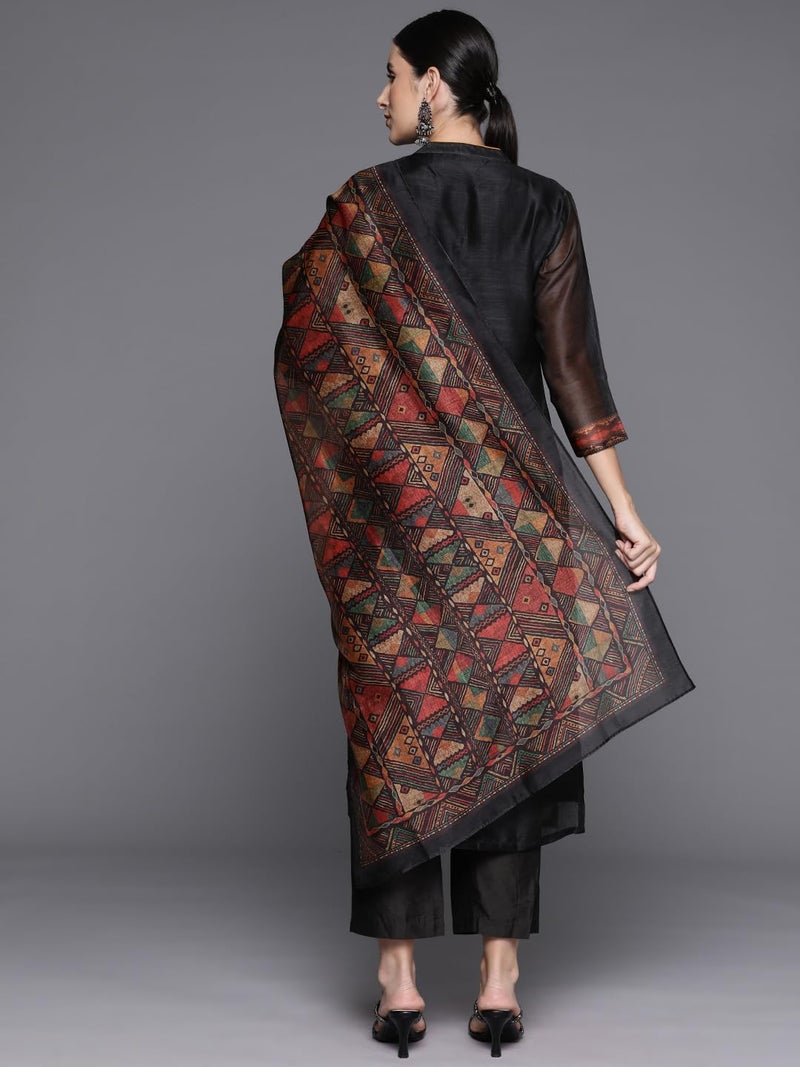Varanga Women Black Printed Straight Kurta Paired with Solid Bottom and Printed Dupatta – Stylish Round Neck Kurta with Three-Quarter Sleeves, Comfortable Fit, Ideal for Casual and Festive Occasions - Image 3
