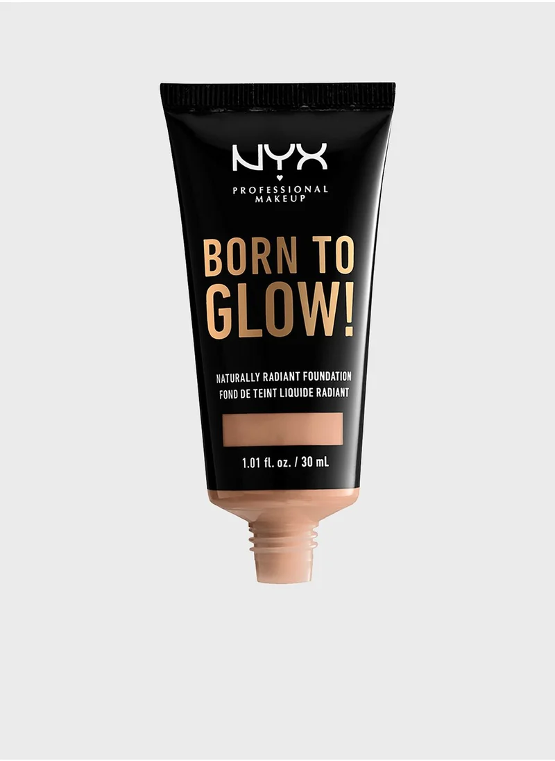 NYX PROFESSIONAL MAKEUP Born To Glow Radiant Foundation - Soft Beige