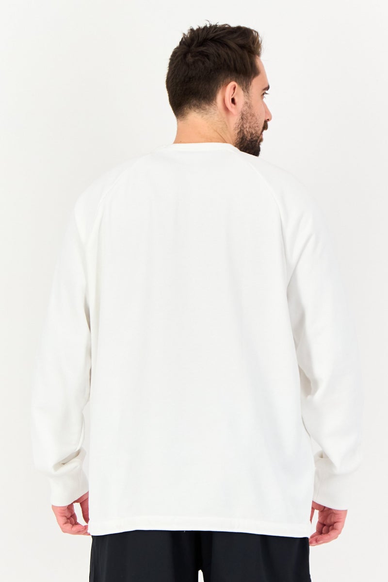 UNDER ARMOUR سويت شيرت رجالي فضفاض بأكمام طويلة للخارج، أبيض - Image 3