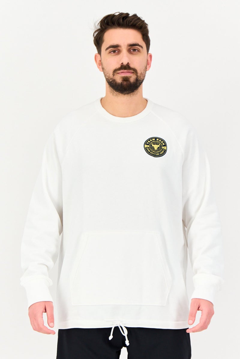 UNDER ARMOUR سويت شيرت رجالي فضفاض بأكمام طويلة للخارج، أبيض - Image 1