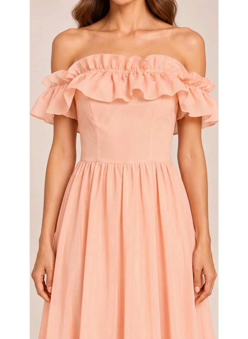 2Trendy Women's Pink Maxi Dress with Off-Shoulder Ruffle Neckline