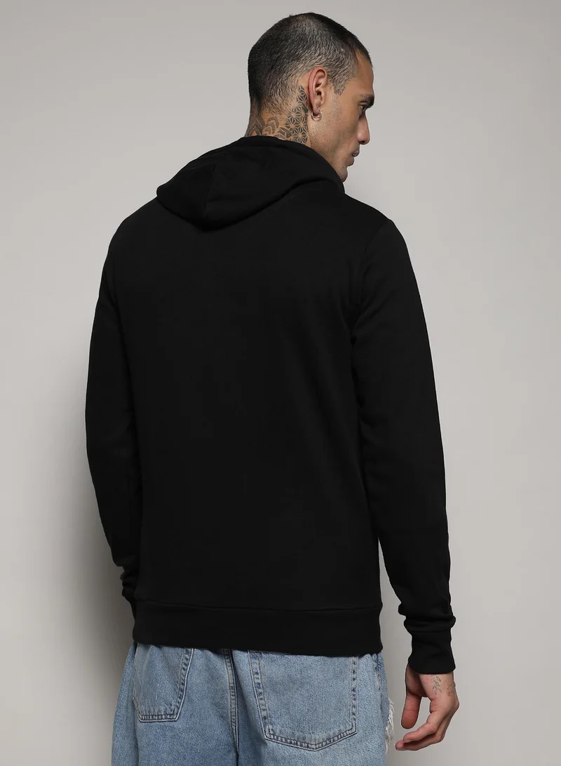 Campus Sutra Men's Jet Black Zip-Front Hoodie With Insert Pocket