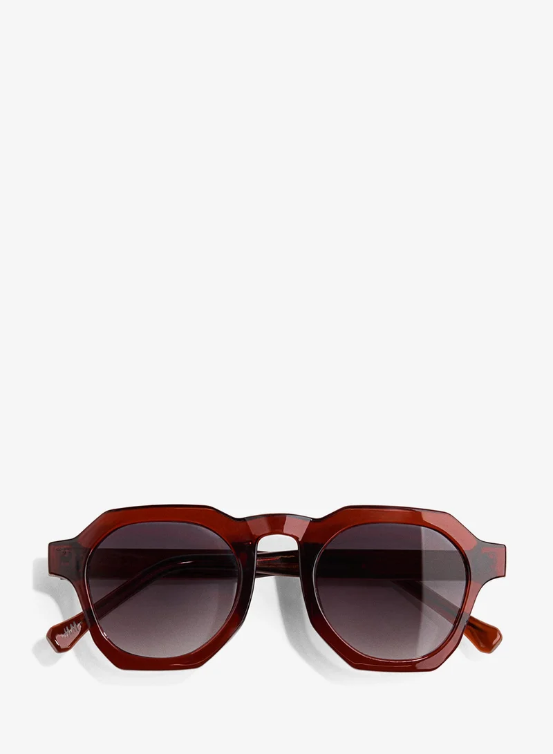 Hexagon-shaped sunglasses