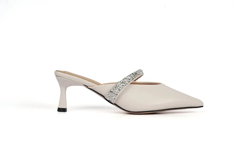 كابلي شباشب نسائية بكعب رفيع مدبب مزخرف