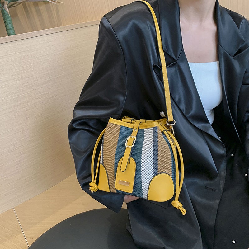 Niche Design Portable Bucket Bag For Women 2023 New Canvas Contrast Color Striped Shoulder Crossbody Bag With Contrasting Color Design - Image 2