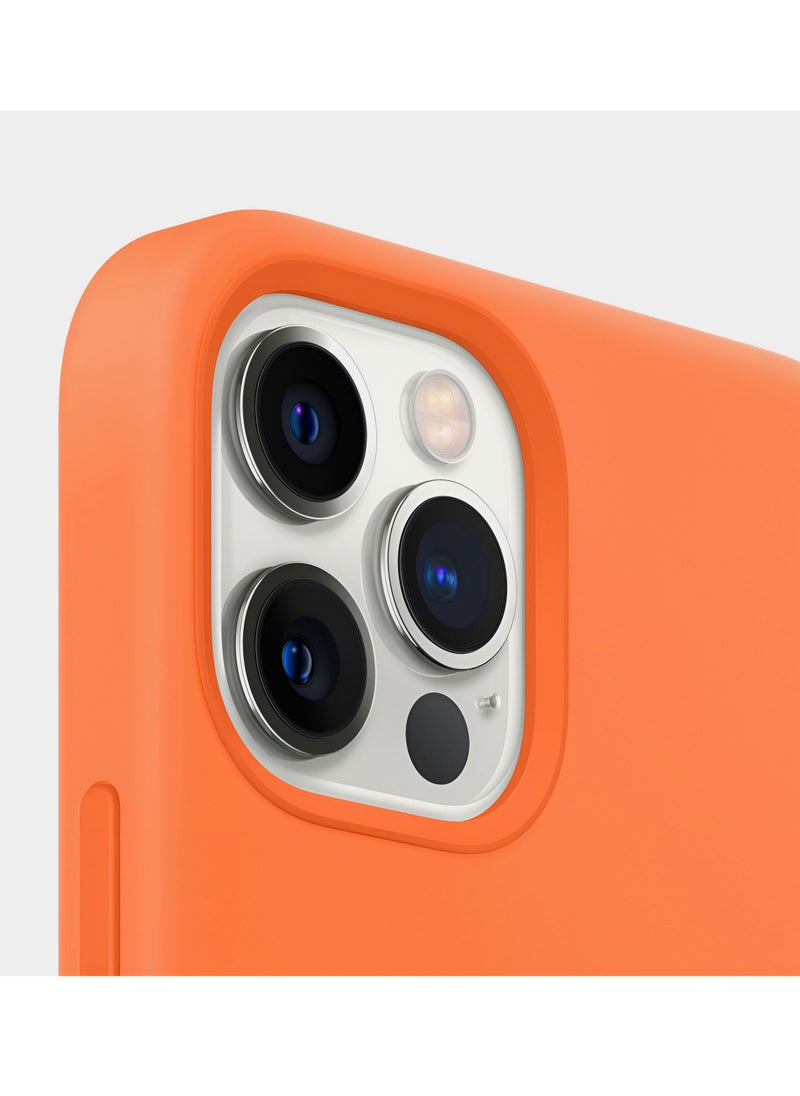 BORTONY iPhone 15 Pro Case Liquid Silicone Gel Rubber Soft Silky Touch Anti Scratch Shockproof Protective Cover 6.1 Inch  - Image 3