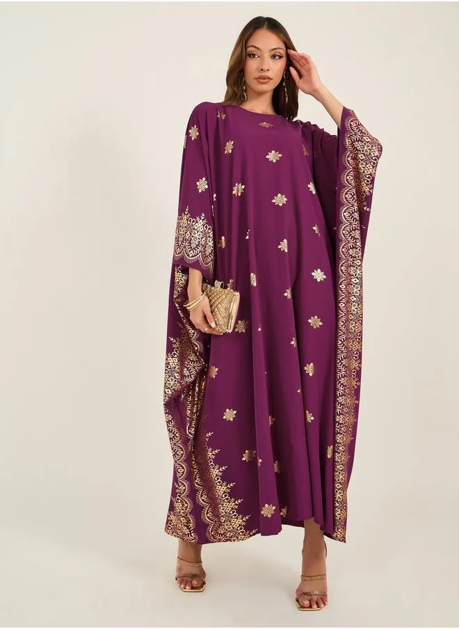 كي أل Foil Print Batwing Sleeve Round Neck Kaftan by Styli