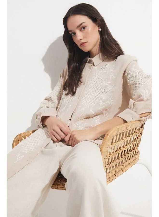 جون June Women Exclusive Boyfriend/Wide Fit Embroidered Detailed Woven Shirt Light Beige