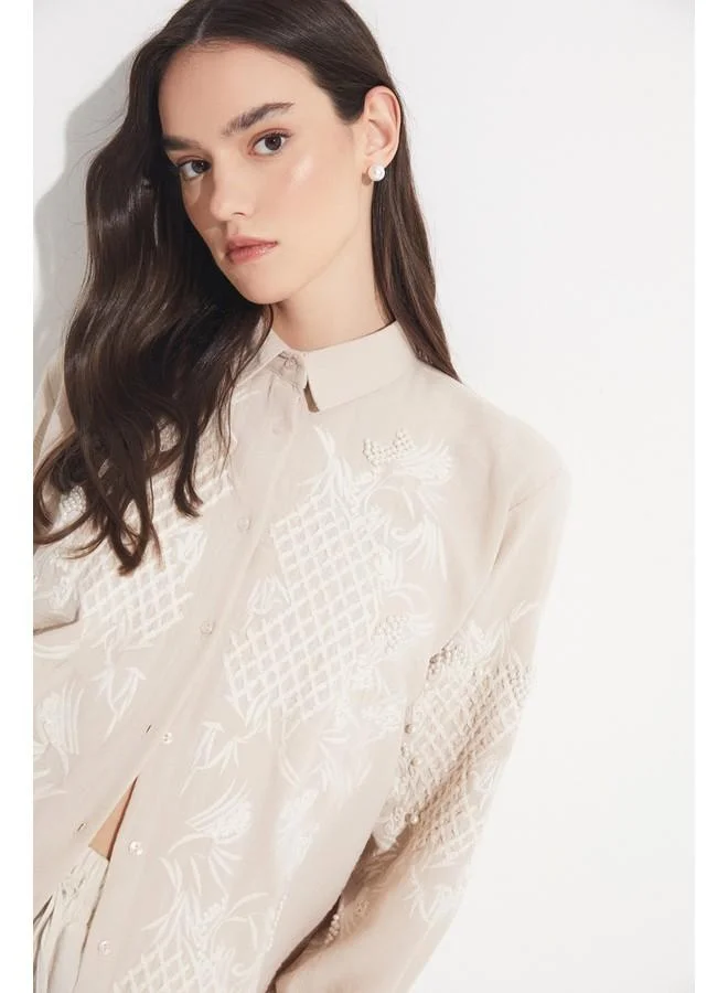 جون June Women Exclusive Boyfriend/Wide Fit Embroidered Detailed Woven Shirt Light Beige