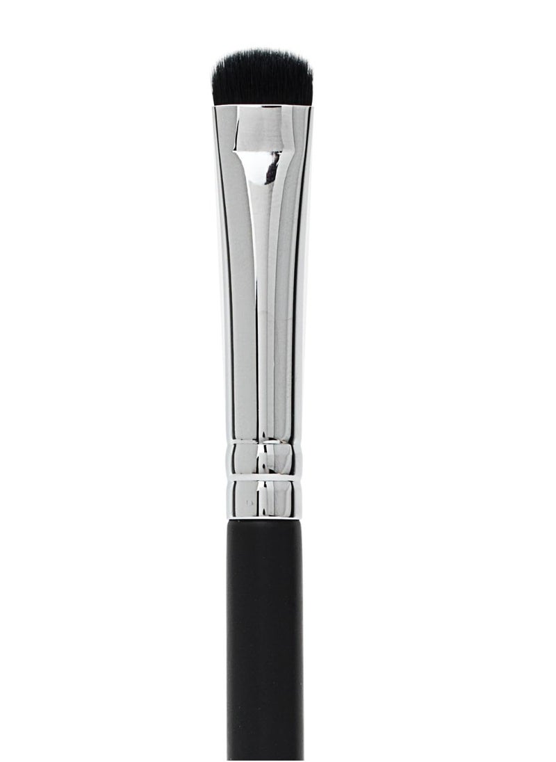 Beauty Junkees Smudge Makeup Brush Eye Shadow Brush - Short Shader Eyeshadow Smudger Tool, Small Flat Bristles for Blending Eyeliner Smokey Eye, Precision Cut Crease, Outer V, Corner Highlighter, Eyebrow Concealer  - Image 1
