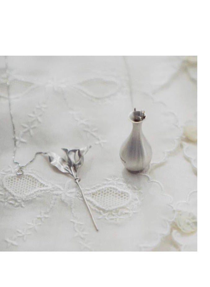 Jade Cleansing Bottle Lotus Niche Necklace - Light Luxury Design Niche Neck Chain Simple and Versatile Pendant  - Image 2