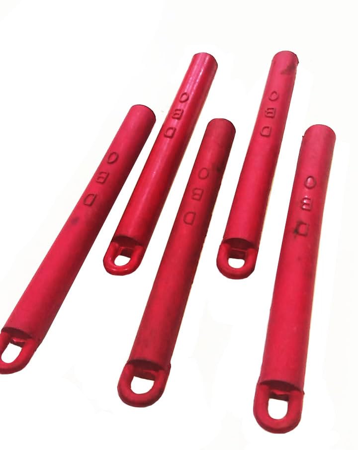 Novafit - Billiard, Snooker & Pool Rubber Cue Stick Hanger - 1 Piece - Image 1