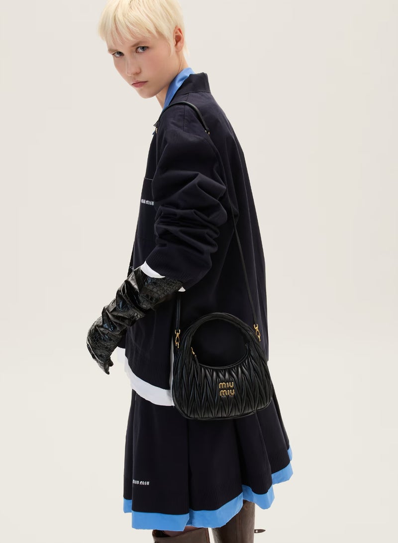 مياو مياو حقيبة هوبو من جلد النابا المبطن من MIU Wander، حقيبة توت نسائية، حقيبة كروس نسائية، حقيبة يد نسائية، حقيبة كتف نسائية، حقيبة سفر نسائية، لون أسود - Image 2