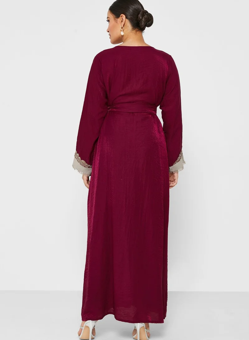hayas closet Embroidered Belted Jalabiya