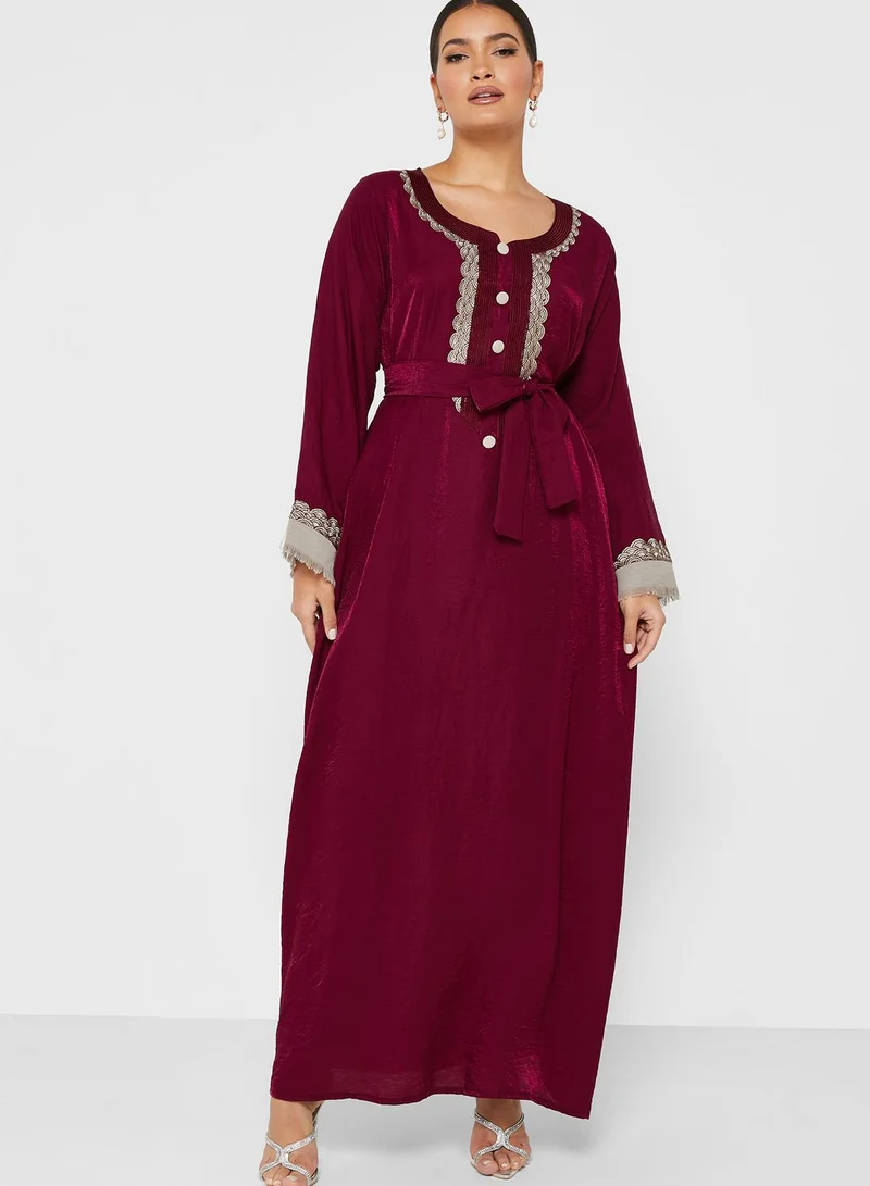 hayas closet Embroidered Belted Jalabiya
