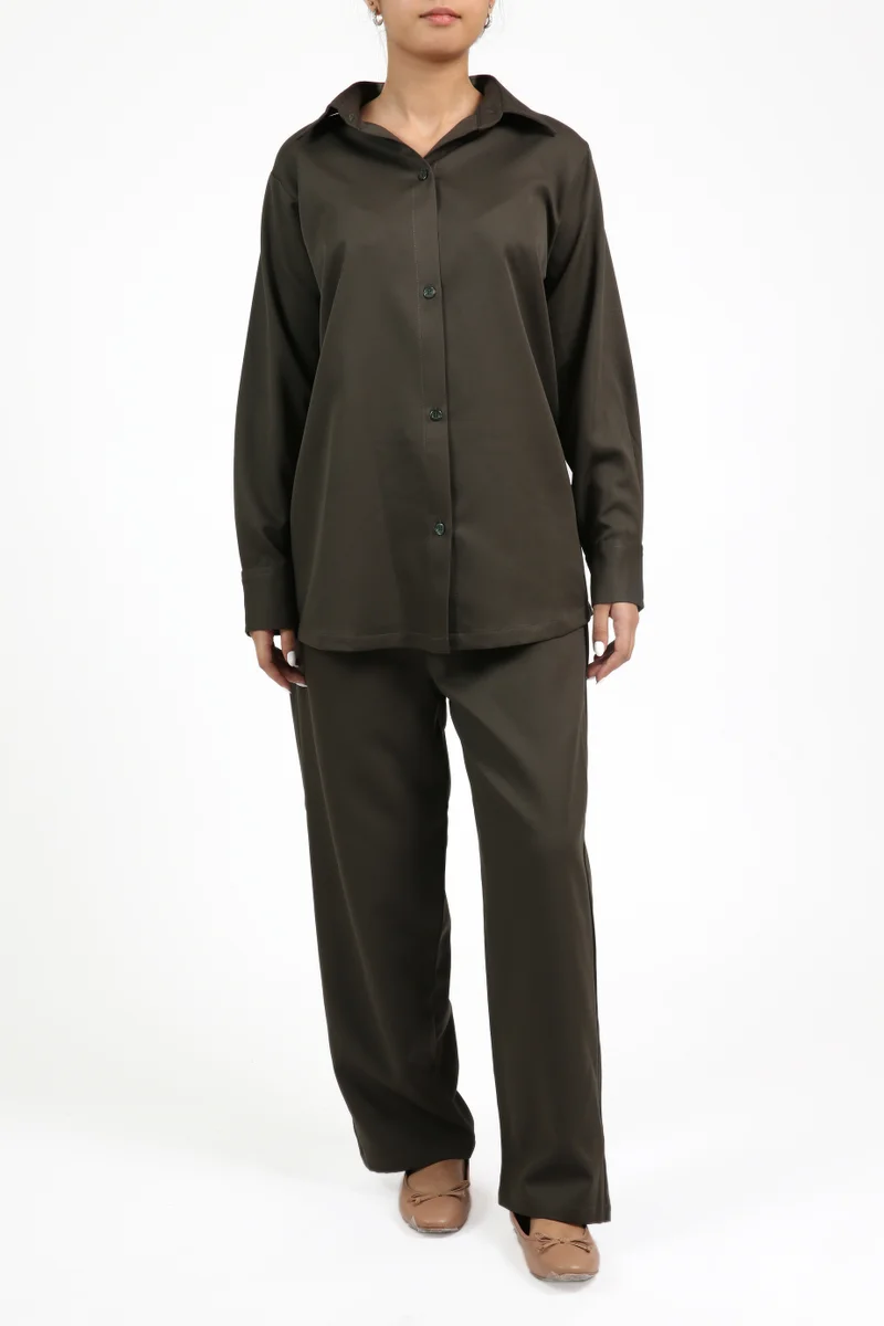 نيكياس طقم سراويل قماش باربي أخضر داكن من نيكيا