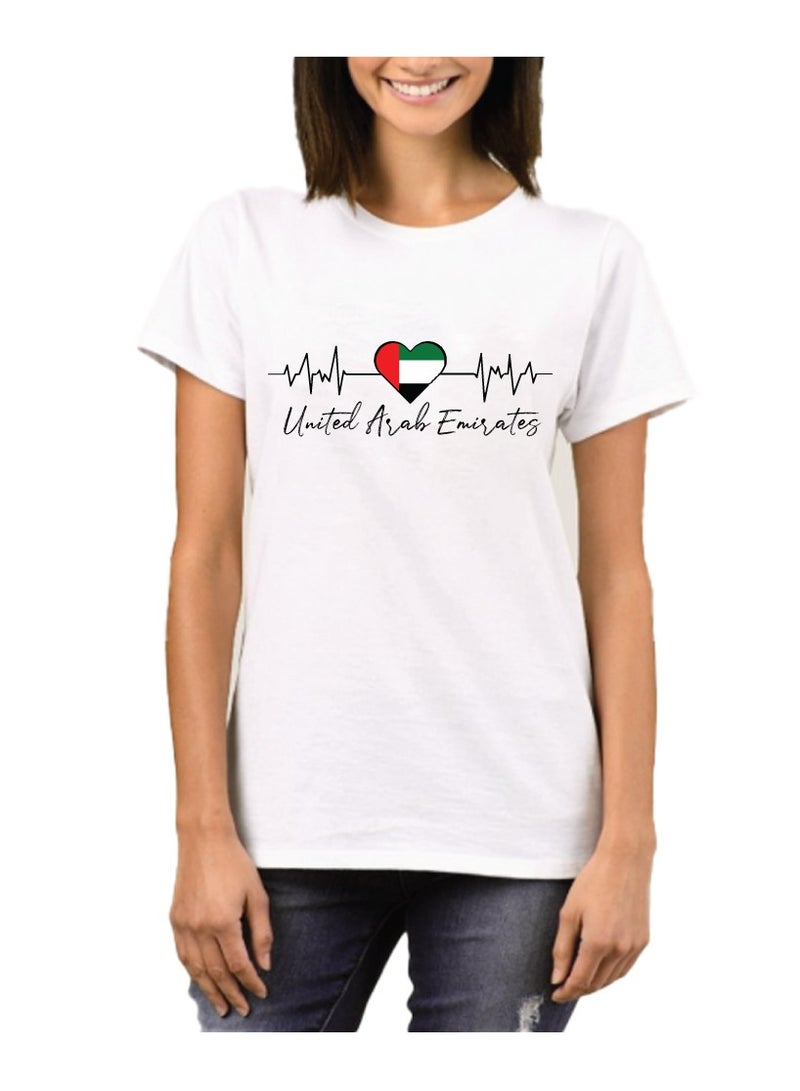 برينت شوب فور مي تي شيرت للسيدات البالغات في الإمارات العربية المتحدة - هدية للأصدقاء والعائلة - Image 1