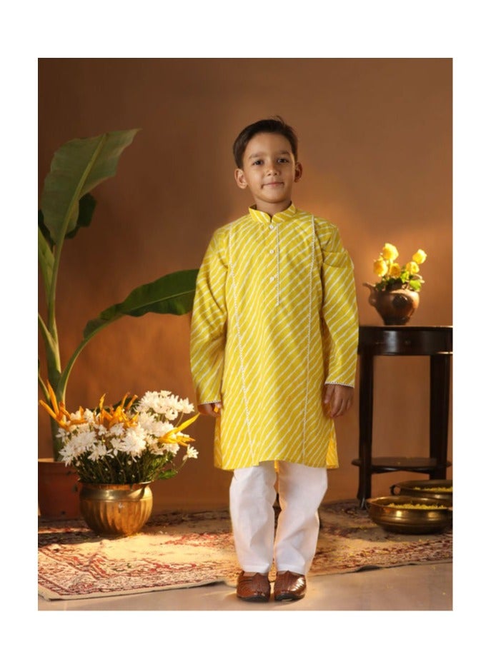PRASHA Boys' Yellow And White Cotton Kurta and Pyjama Set - Image 1