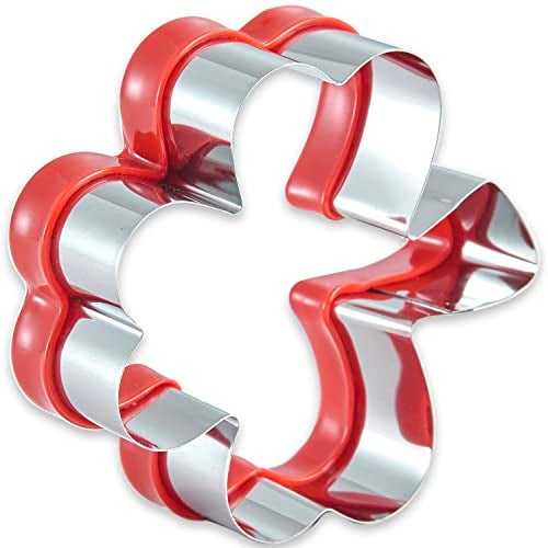 COOKIEQUE 3 Pcs Clover Cookie Cutter Set 4.1" 3" 1.8", St. Patrick's Day Irish Shamrock Cookie Cutters, Holiday Stainless Steel Cookie Cutters, Coated with Soft PVC for Protection - Image 4