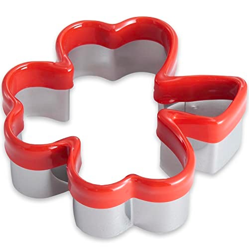 COOKIEQUE 3 Pcs Clover Cookie Cutter Set 4.1" 3" 1.8", St. Patrick's Day Irish Shamrock Cookie Cutters, Holiday Stainless Steel Cookie Cutters, Coated with Soft PVC for Protection - Image 5