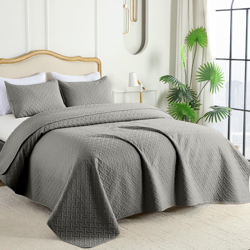 FLYMME Dark Grey King Quilt Bedspreads  3 Pieces Lightweight Bedding Sets with Pillow Shams  Microfiber Quilted Comforter Coverlet for All Season (1 Quilt  2 Shams) - Image 2