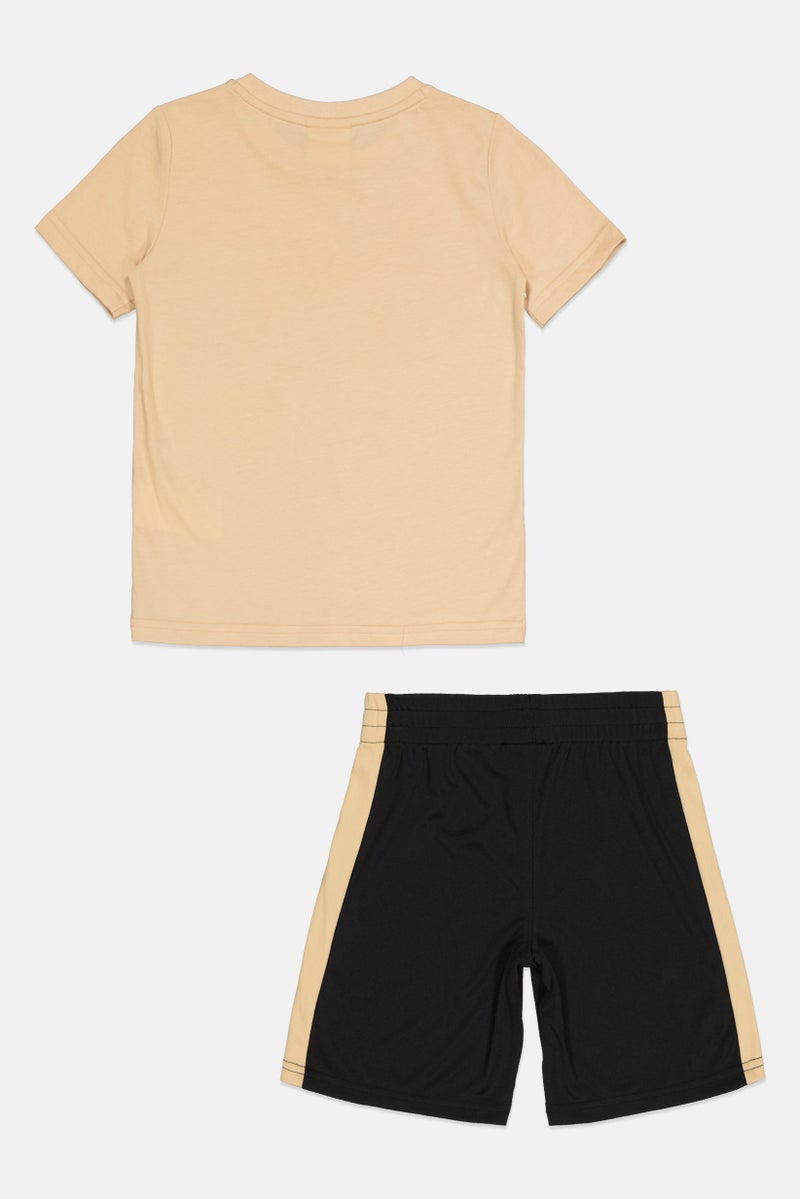 PUMA طقم تي شيرت قصير الأكمام وشورتات للأطفال الأولاد من علامه تجارية مكون من قطعتين، متعدد الألوان - Image 2