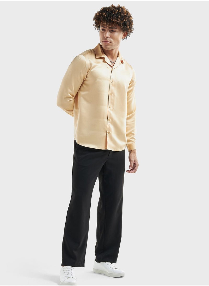 FAV Essential Regular Fit Shirt  - Image 4
