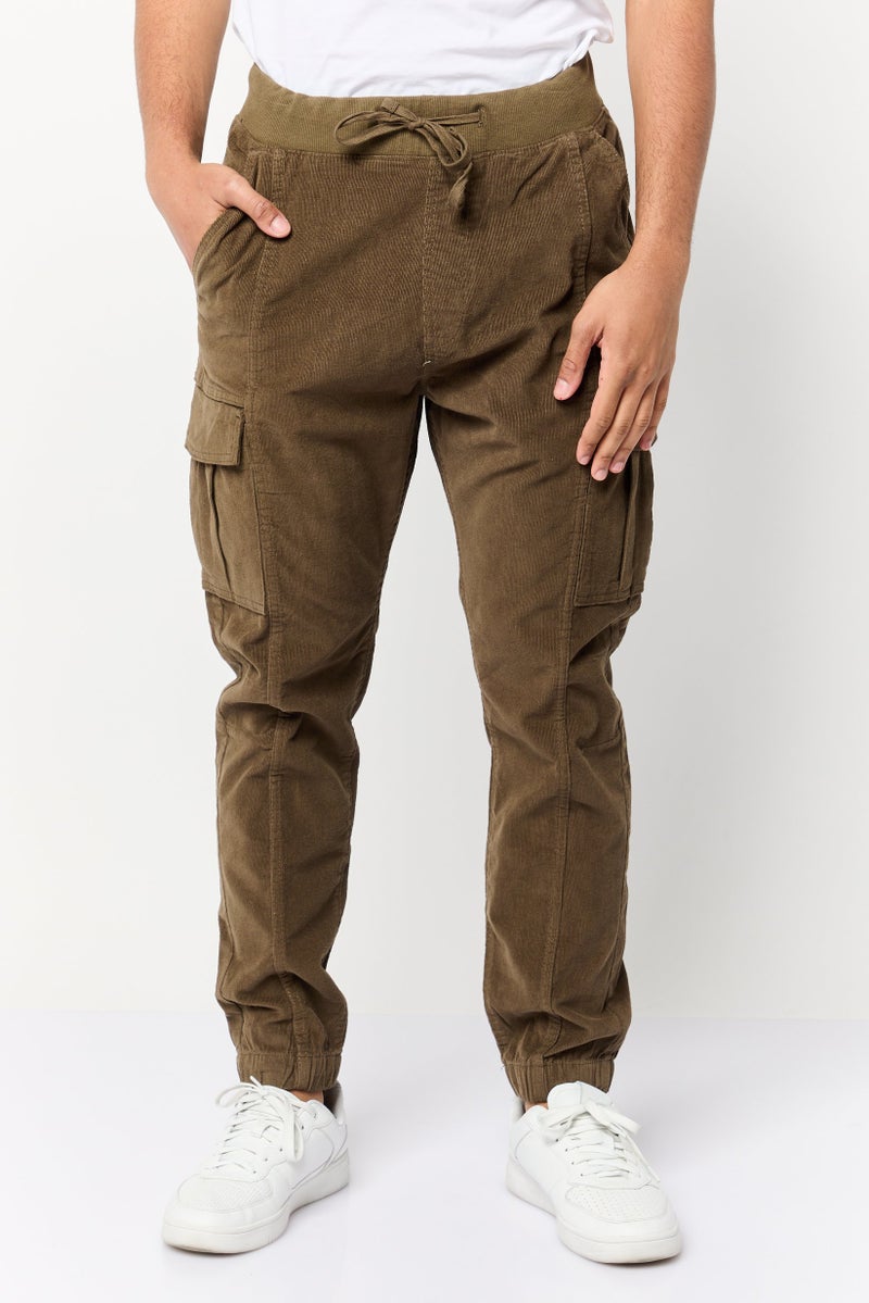 Celio سروال جوجر كارجو للرجال بقصة عادية، زيتوني - Image 1