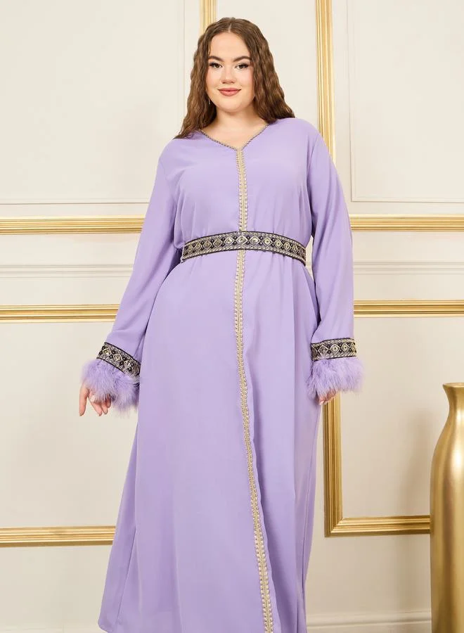 Styli Plus Faux Feather Trim Embroidered Lace Belted Jalabiya