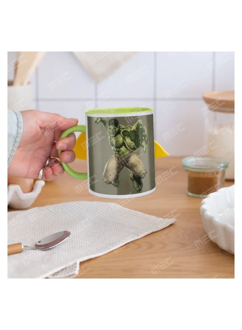 إم إي سي كوب قهوة مطبوع بتصميم هالك يلتف حول الكوب سعة 11 أونصة باللون الأخضر الفاتح - Image 3