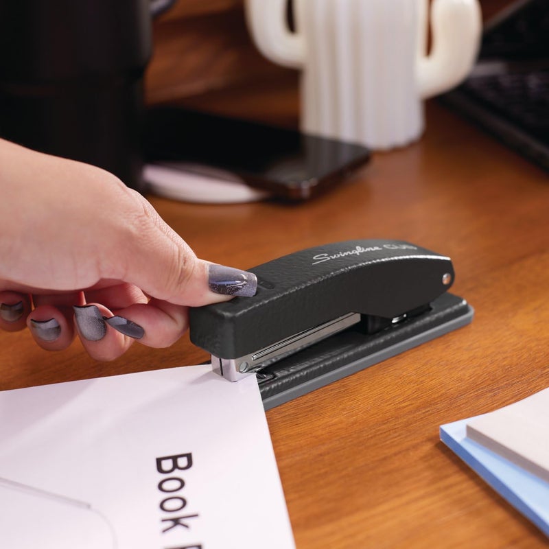 Swingline Stapler, Cub Compact Desktop Stapler, 20 Sheet Capacity, Metal, Matte Black (S701068) - Image 3