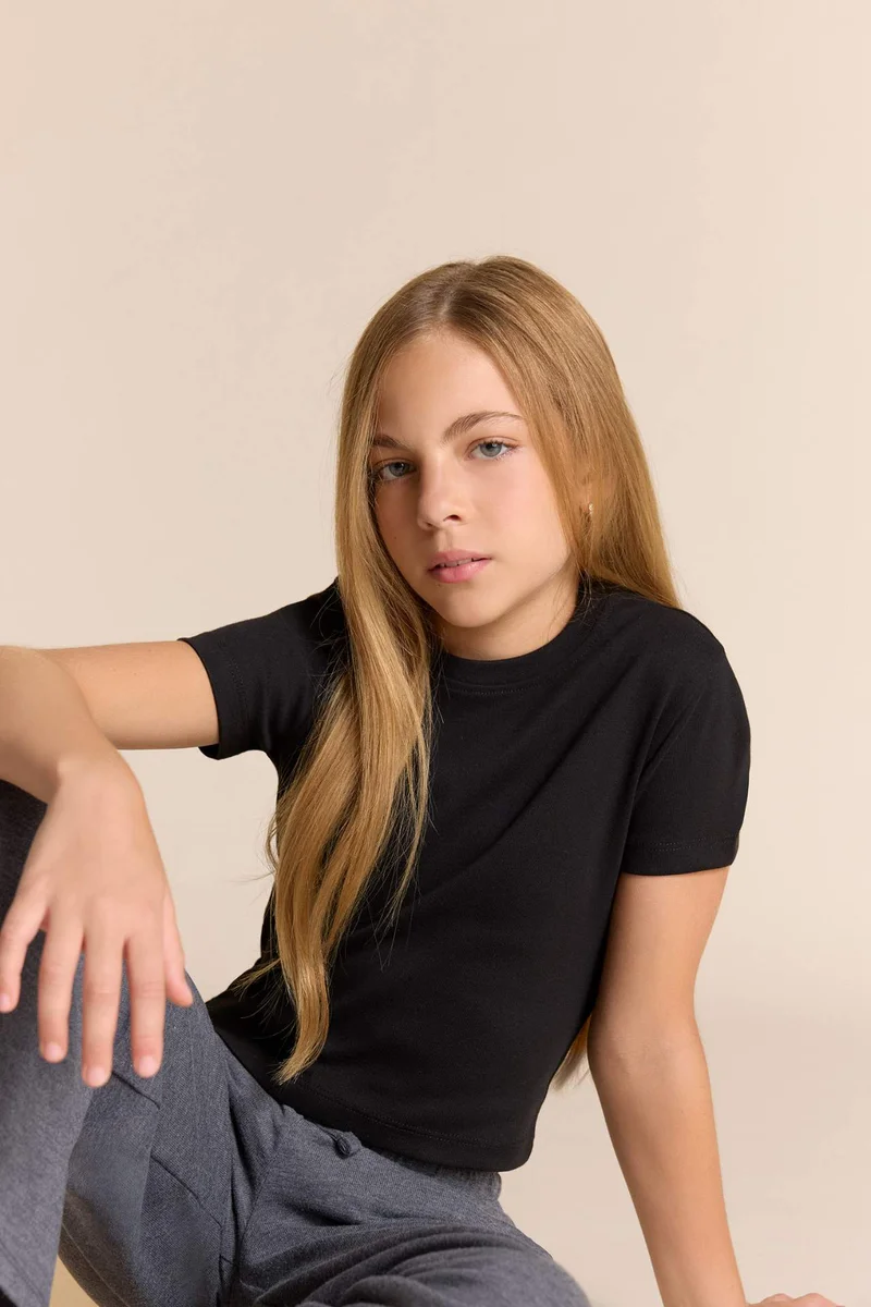 ديفاكتو Girl Slim Fit Crew Neck Ribbed Short Sleeve T-Shirt